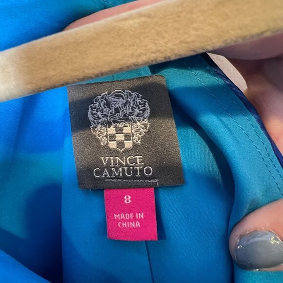 Vince Camuto Blue Floral Mock Neck One-Shoulder Gown Size 8 NWT - Picture 3 of 8